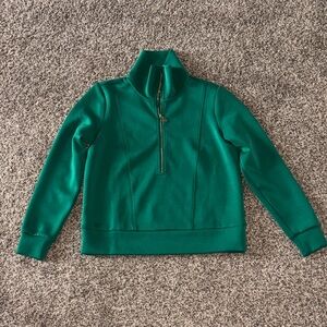 NWOT! Lilly Pulitzer Alwyn UPF 50+ Zip!